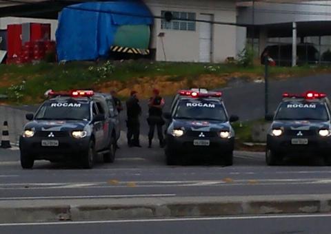 Polícia ocupa garagem da Global que para 30% da frota em Manaus