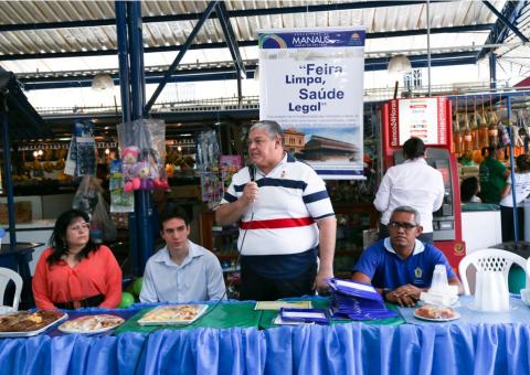 Prefeitura entrega termo de uso aos permissionários do Parque dez