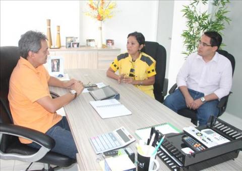 Equipe do Detran inicia trabalho educativo em Parintins