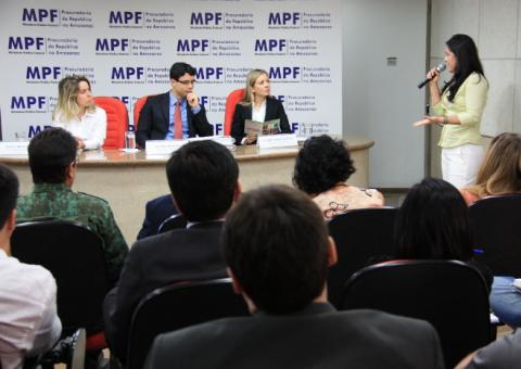  órgãos e institutos ambientais apresentam dados sobre matança de botos no AM