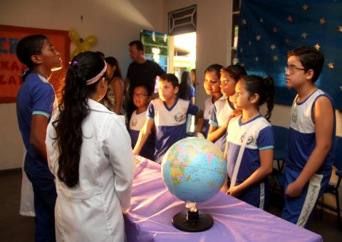 Com o tema “Cientistas do Amanhã” estudantes da rede estadual expõem pesquisas