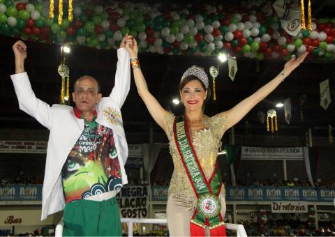  Christiane Torloni é coroada Rainha na Grande Rio