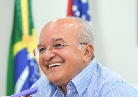 Juiz intima PMDB a contestar ação de justa causa interposta por José Melo para deixar o Partido no Amazonas