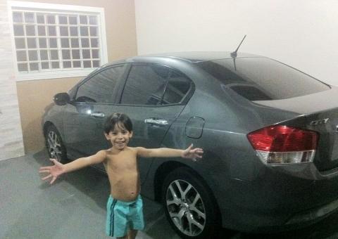 Amigos manifestam solidariedade à  familia de Levy e Gislaine