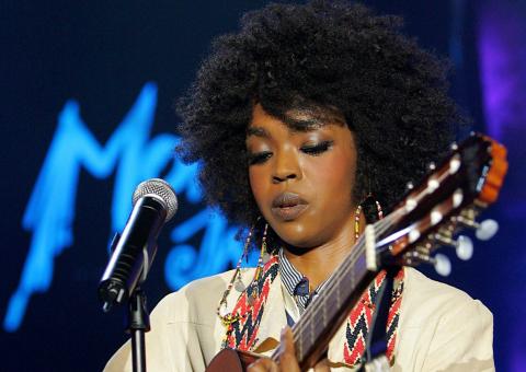  Cantora Lauryn Hill é solta após três meses presa por sonegação