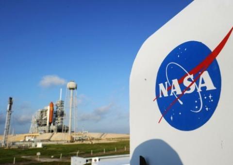 Cientistas procuram vida em Europa, uma lua de Júpiter  