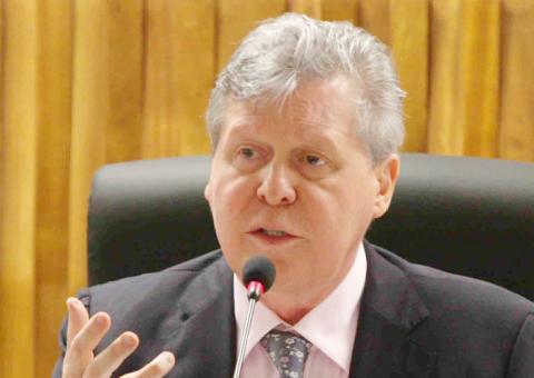 Artur pede autorização da Câmara para emprestar  R$ 100 milhões junto a Caixa