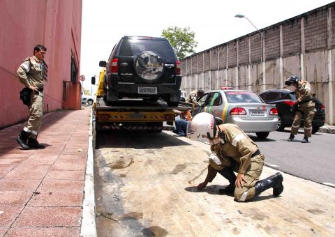Manaustrans apreende 201 veiculos  irregulares em Manaus
