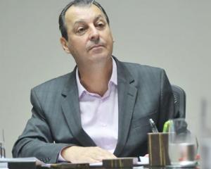 O JOGO POLÍTICO E OS GIRASSOIS 