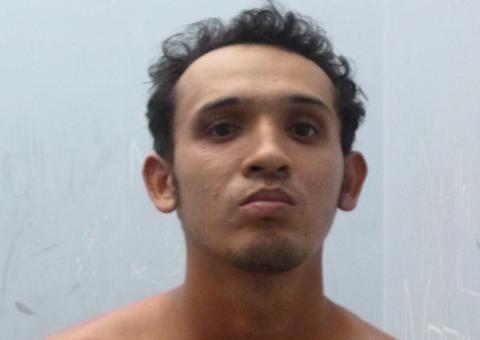 Dupla que assaltou mototaxista é presa