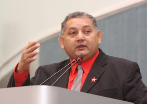 PL que regulamenta reajuste da tarifa de água teve veto total na Câmara 