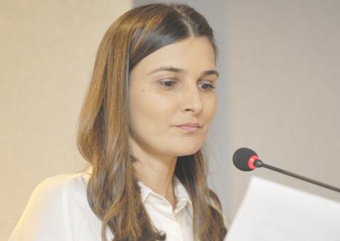 Com aprovação de Projeto de Rebecca, Estado terá que atender idosos em casa