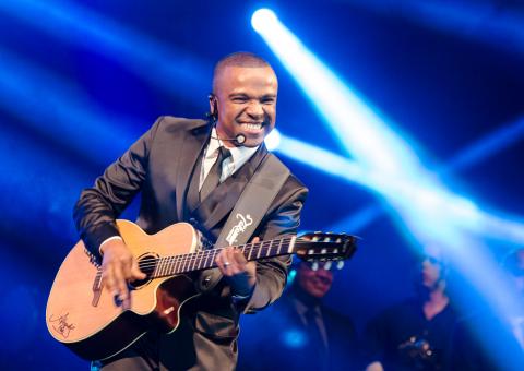 'Só Pra Contrariar' faz primeiro show depois de volta