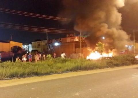 Chove 40 minutos e Manaus vira um caos: sem energia, internet e água