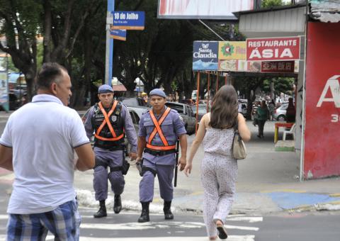 Policiamento no Centro reduz crimes em período de comércio aquecido