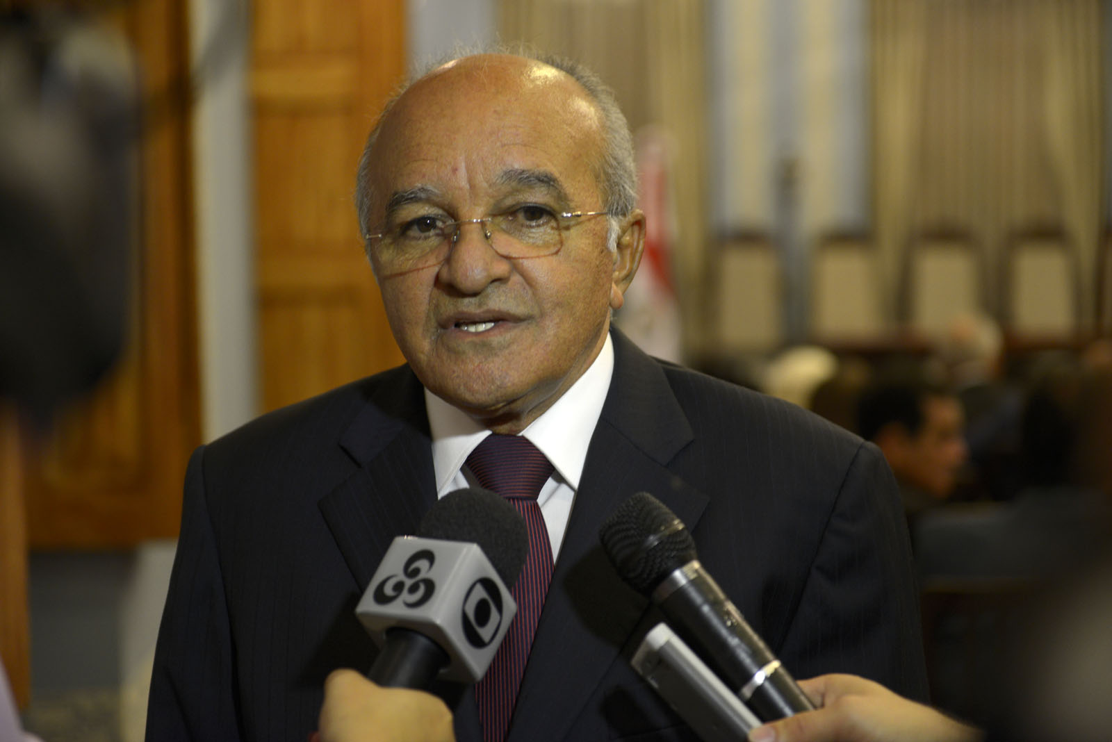 Melo comemora escolha de Manaus como sede das Olimpíadas 2016