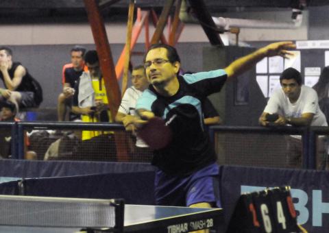 Copa Clóvis de Souza reuniu 60 atletas e premiou destaques do tênis de mesa