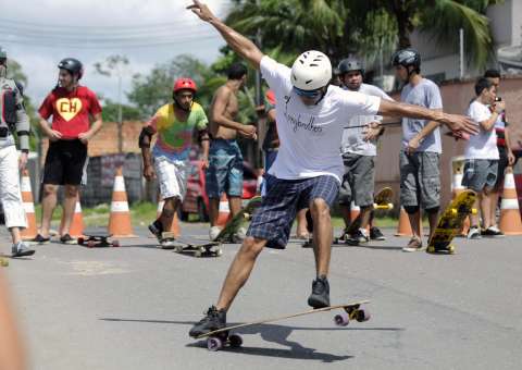 Faixa Liberada estreia na Zona Centro-Sul de Manaus e atrai praticantes de esportes radicais 