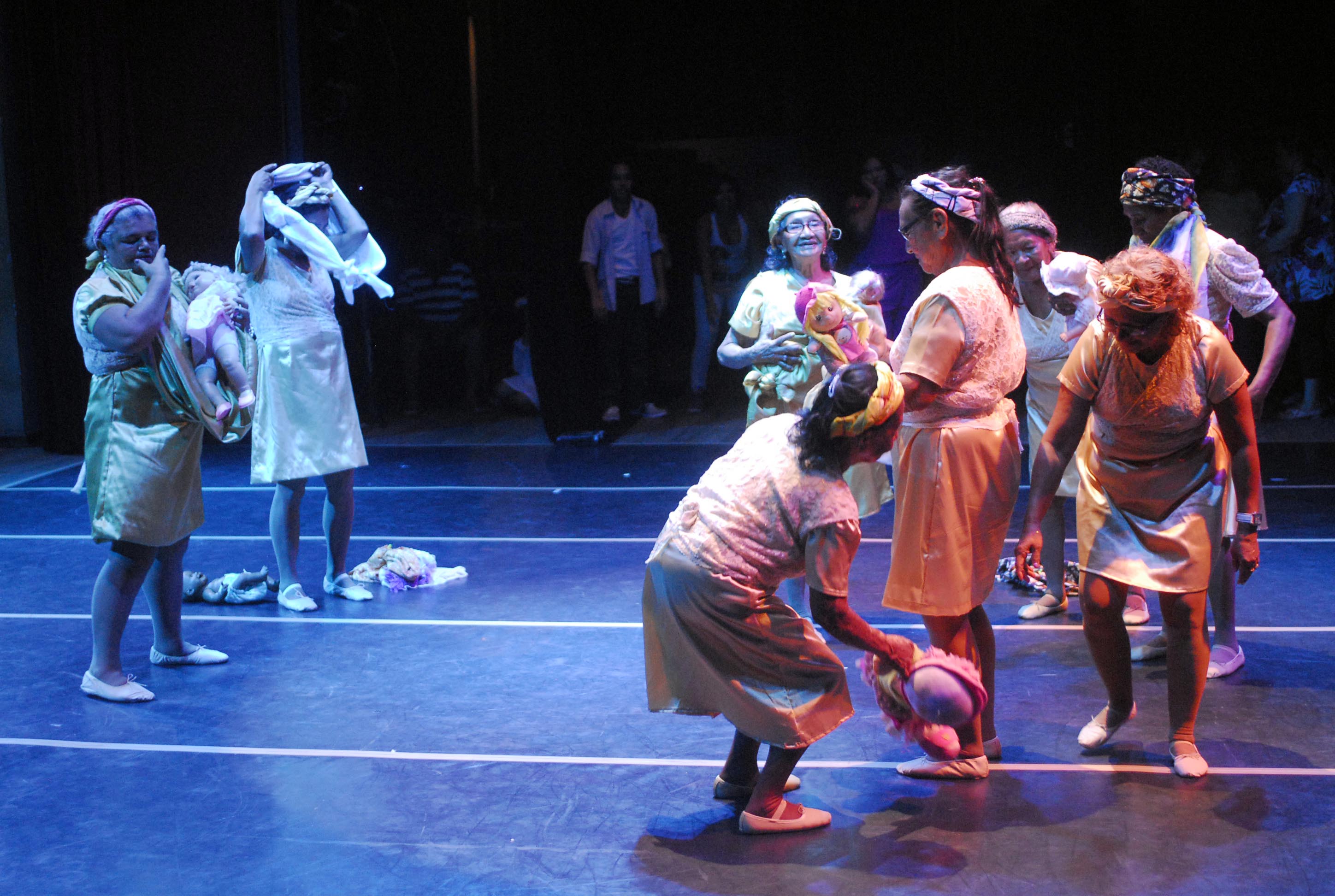 Centro de Convivência da Família sedia primeiro show de talentos entre idosos