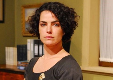 Isolada, Ana Paula Arósio reclama que está sem dinheiro