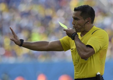  Mexicano que não viu mordida de Suárez apitará Brasil-Alemanha