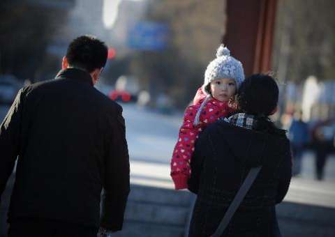 China flexibiliza política do filho único 