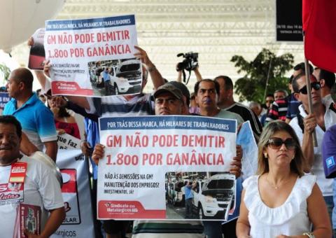 Metalúrgicos da suspendem produção por 24 horas