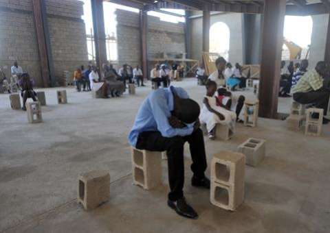  Haitianos lembram de terremoto mortal quatro anos depois