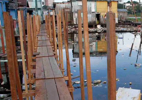 Impactos da cheia do Rio Negro são destaques em conferência internacional