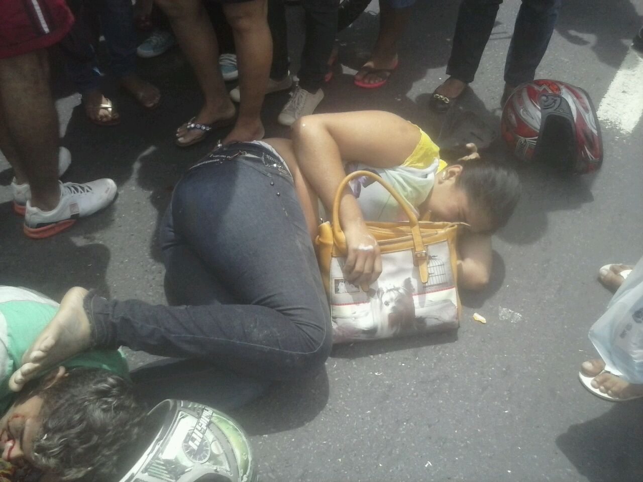 Casal ferido na colisão com ônibus