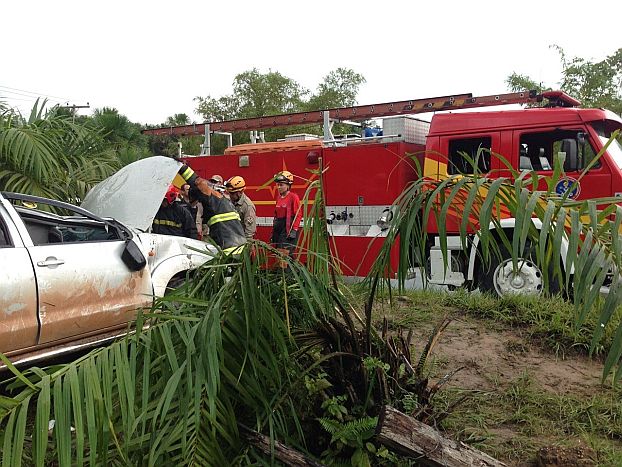 Colisão entre Hilux e ônibus na BR-174 e deixa delegado ferido