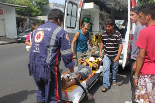 Oficial da PM atropela motociclista