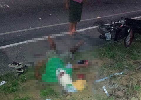 Acidente na avenida do turismo deixa casal gravemente ferido