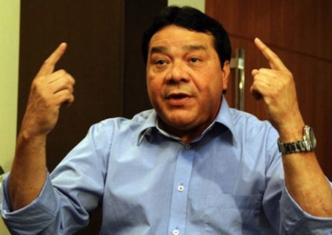 TCE mantém multa de R$ 2,8 milhões a Adail Pinheiro