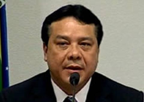 Prefeito de Coari é internado e justifica ausência na Câmara dos Deputados