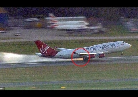 Avião com mais de 400 passageiros aterrissa sem trem de pouso na Europa