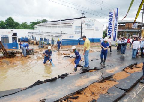 Famílias atingidas por rompimentos em adutora terão nomes anexados à ação 