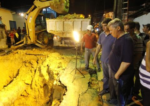 Artur já avalia  quebra de contrato com Manaus Ambiental