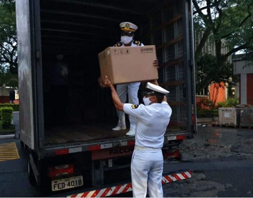 Respiradores enviados pela Marinha chegam a Manaus neste sábado