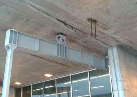 Funcionários desconfiam da solidez de estrutura no Aeroporto Eduardo Gomes