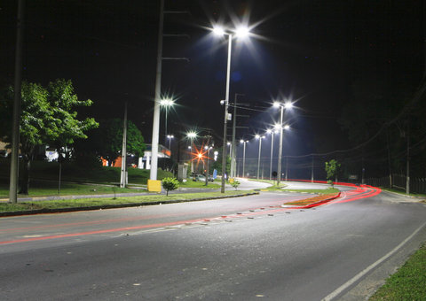 Iluminação é reforçada em 4,4 mil pontos da cidade