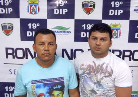 Polícia Civil prende dupla que fazia tráfico de drogas na Zona Oeste