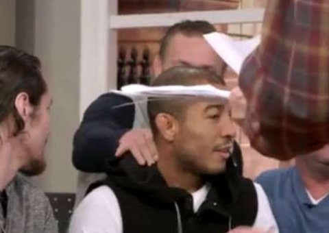 UFC: Vídeo mostra momento em que McGregor aperta pescoço de Aldo e leva manauara á loucura  