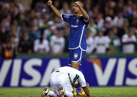 Nacional-AM manda o Curitiba para casa e pega o Ponte Preta