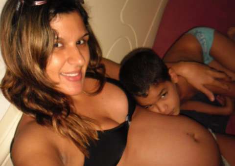 Pai mata filho de oito anos por julgá-lo 'afeminado'