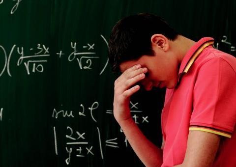 MEC suspende 2 cursos superiores em Manaus. A maioria foi de São Paulo