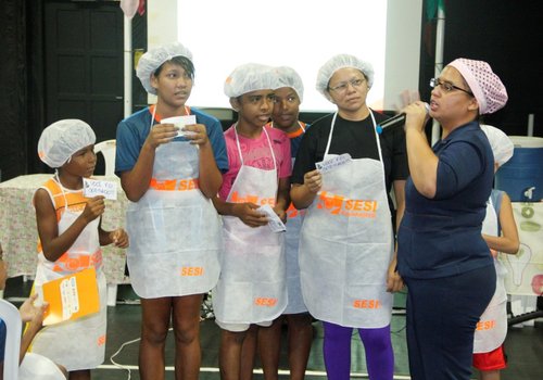 Atletas do Futuro têm aula de educação alimentar