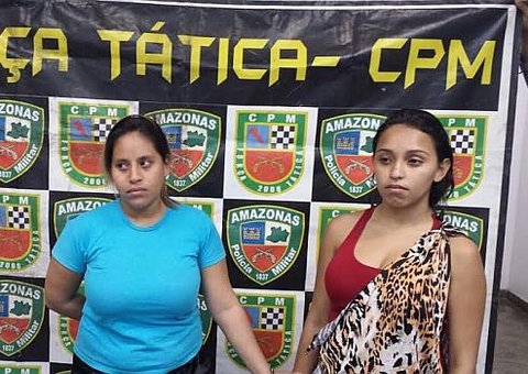 Força Tática dá flagrante em mulheres do tráfico