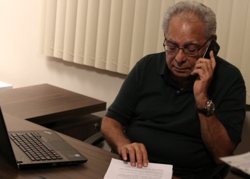 Amazonino Mendes registra candidatura à Prefeitura de Manaus no TRE