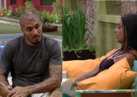 BBB 15: Fernando faz massagem em Amanda e dorme com sister no quarto do líder